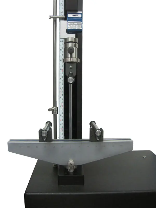 Three point bend fixture on an eXpert 7600