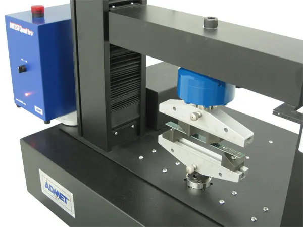 Four point bend fixture on an eXpert 2600