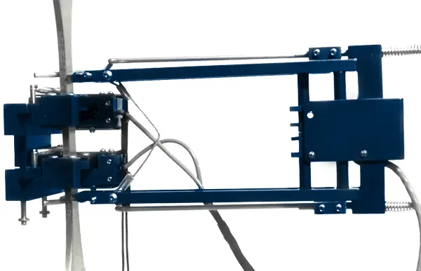 ADMET's EX-3542 axial extensometer